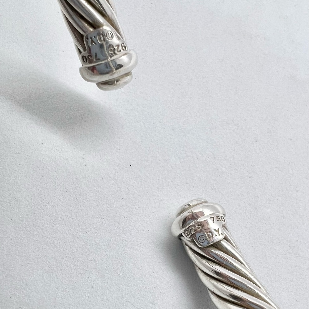 David Yurman 7mm Cable Classics Station Bracelet With 18k White Gold & Diamonds - Picture 13 of 14